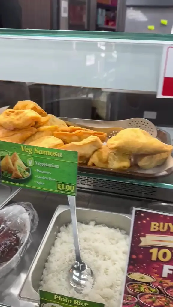 Inside Yogi's Deli